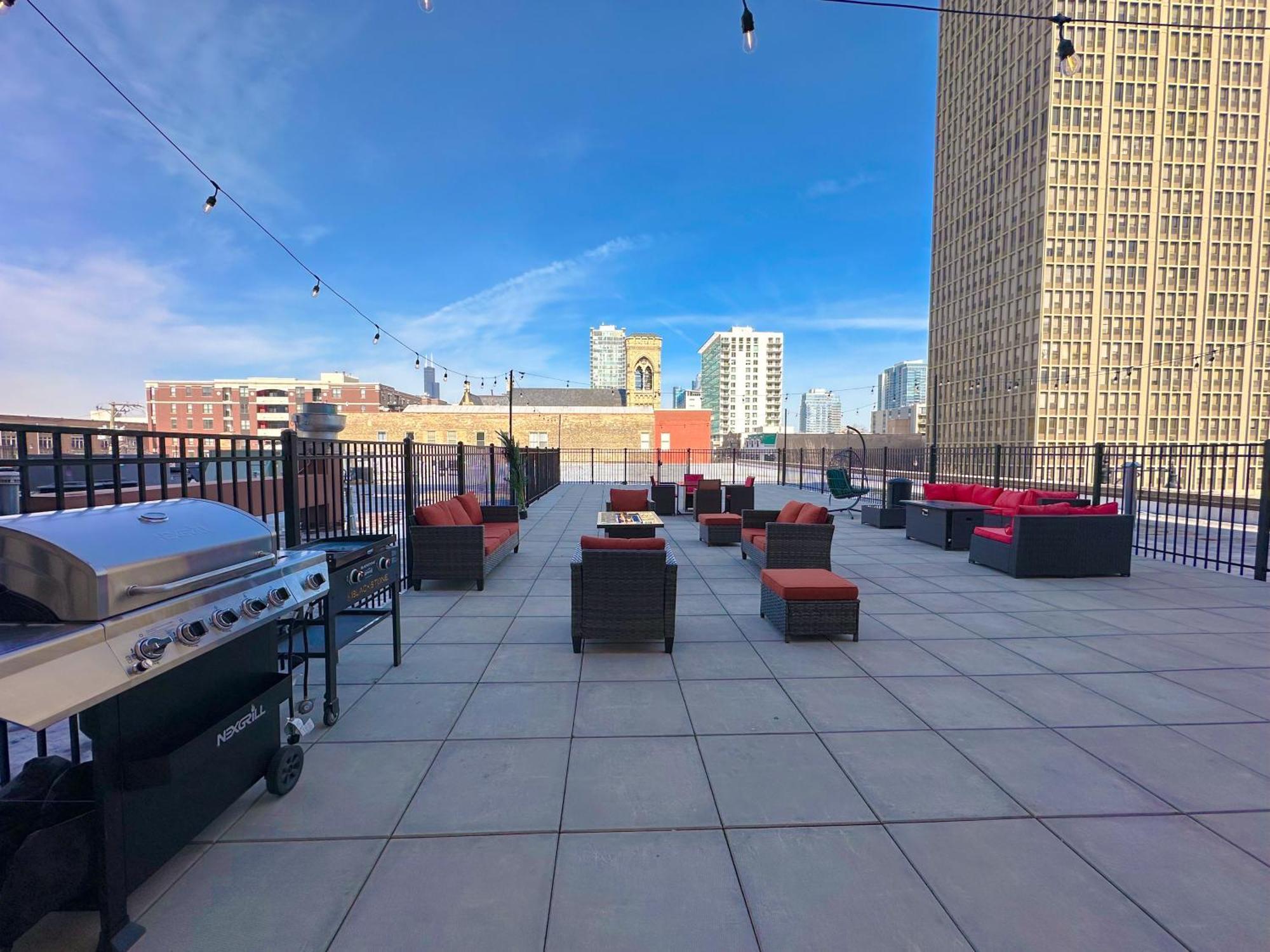 Modern 2Br Loft With Amazing City Skyline View And Optional Parking For 8 Guests Near Mccormick Place And Soldier Field Σικάγο Εξωτερικό φωτογραφία